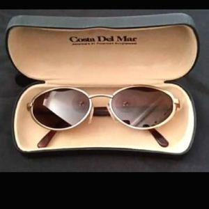 Costa Del Mar brown sunglasses